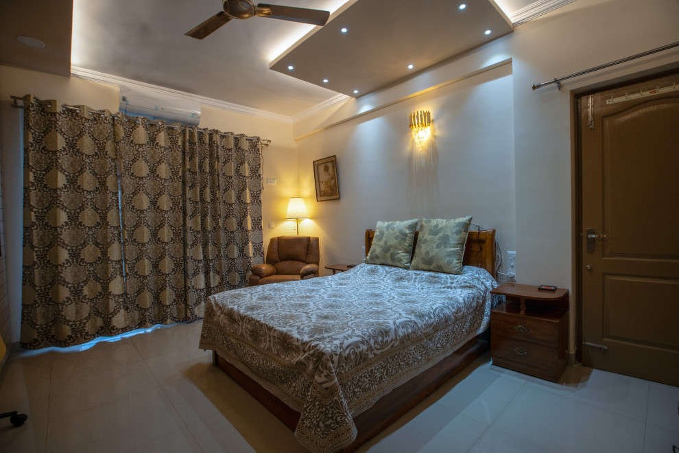 Design ideas for a bedroom in Pune.