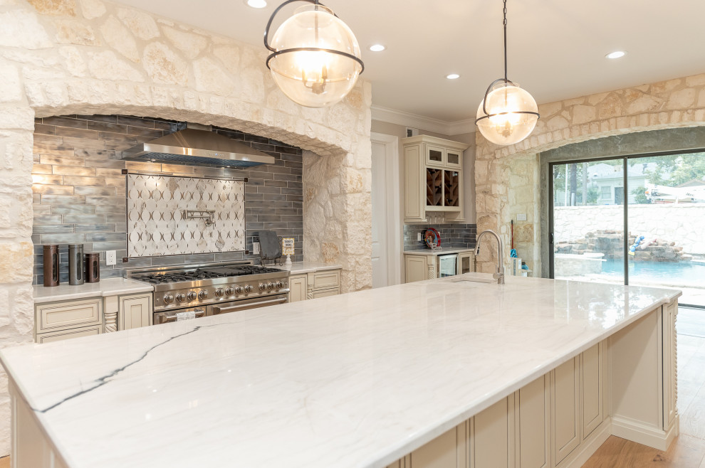 102 Cloverleaf