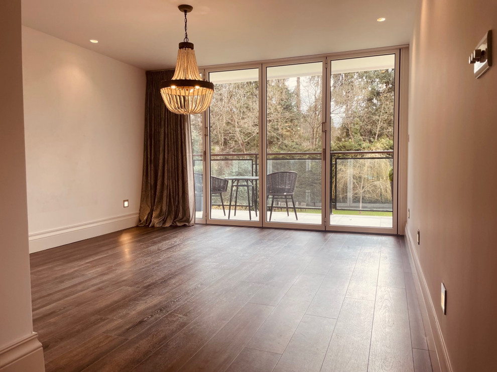 Dining room with Solarlux bifolds