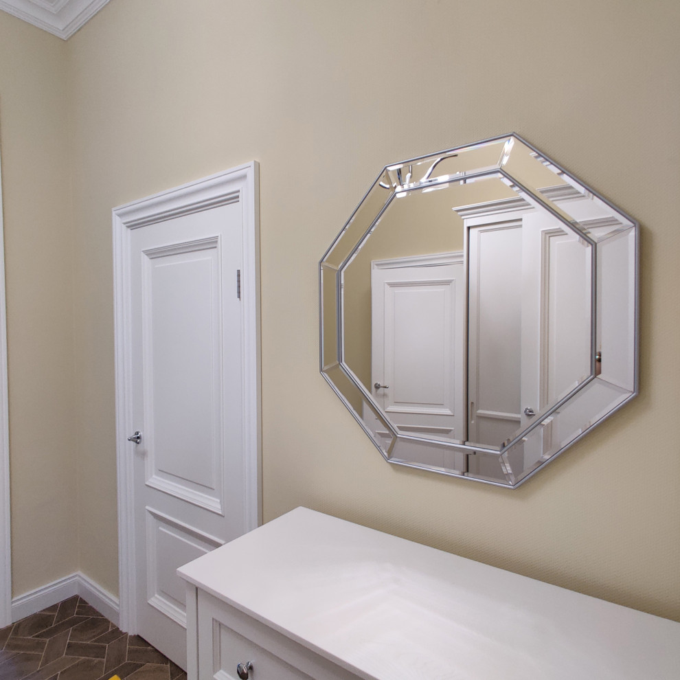 Зеркало в доме ЖК Лосиный остров