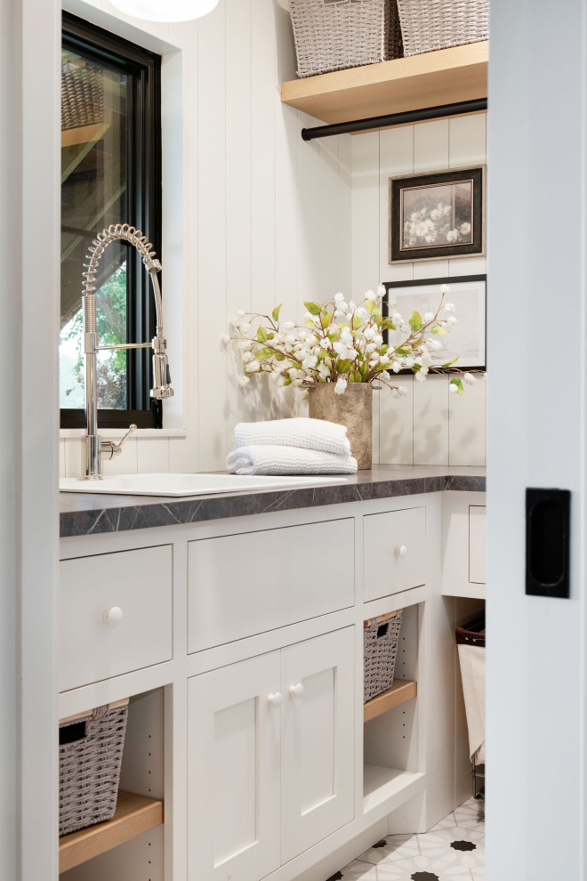 W. Point Remodel - Beach Style - Minneapolis - by Tays & Co. Design ...
