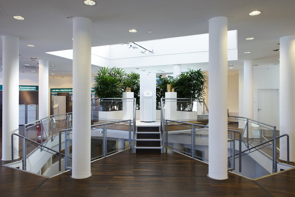 Vaillant Showroom Wärmepumpe Gas Heizung Büro Planung Präsentation Ausstellung Interior Design NRW Krefeld München Architektur Innenarchitektur Gestaltung Gebäudetechnik Verkauf Beratung Technik