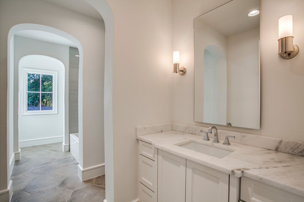 Inspiration for a transitional home design remodel in Dallas