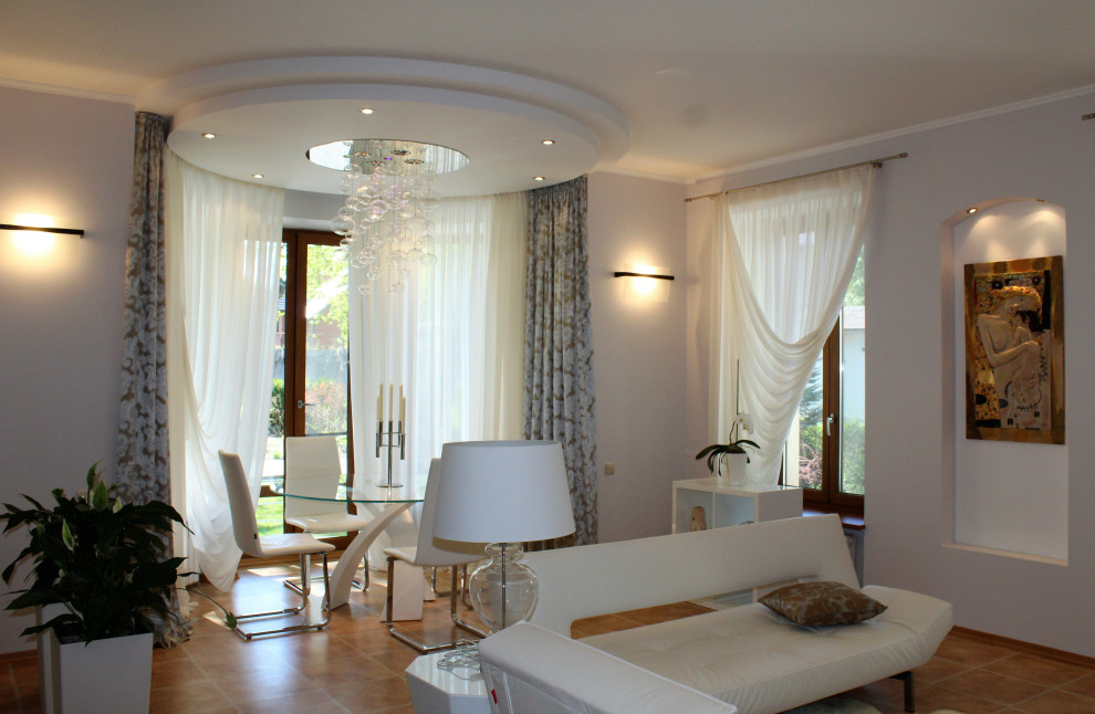 Гостиная днём