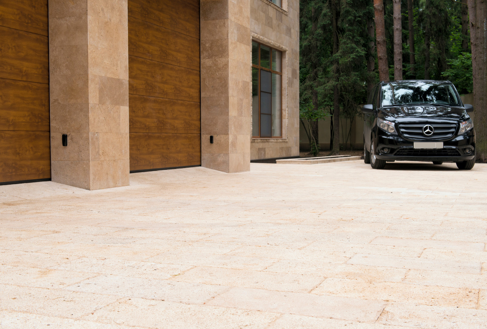 Фасад дома на Рублевке