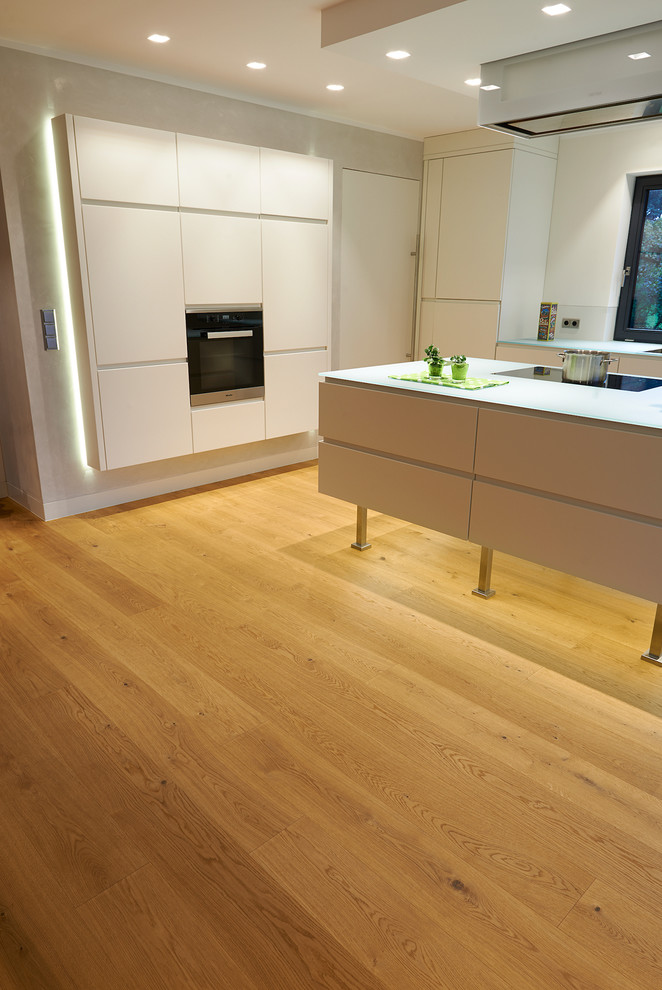 Kitchen - contemporary kitchen idea