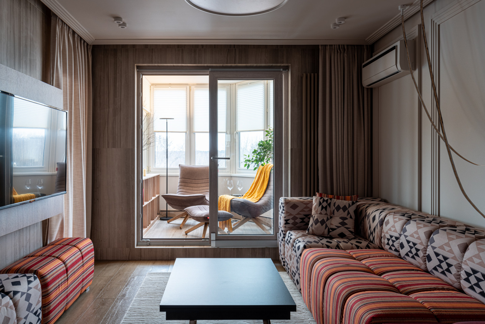 "Квартирный вопрос", Гостиная