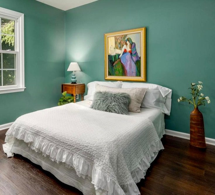 Lewes, DE moving out - mostly vacant home