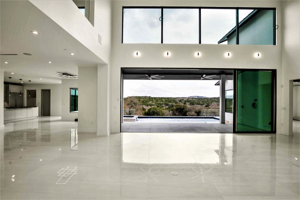 Westlake Modern