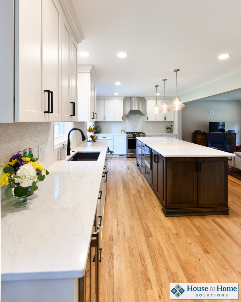 Transitional kitchen photo in DC Metro