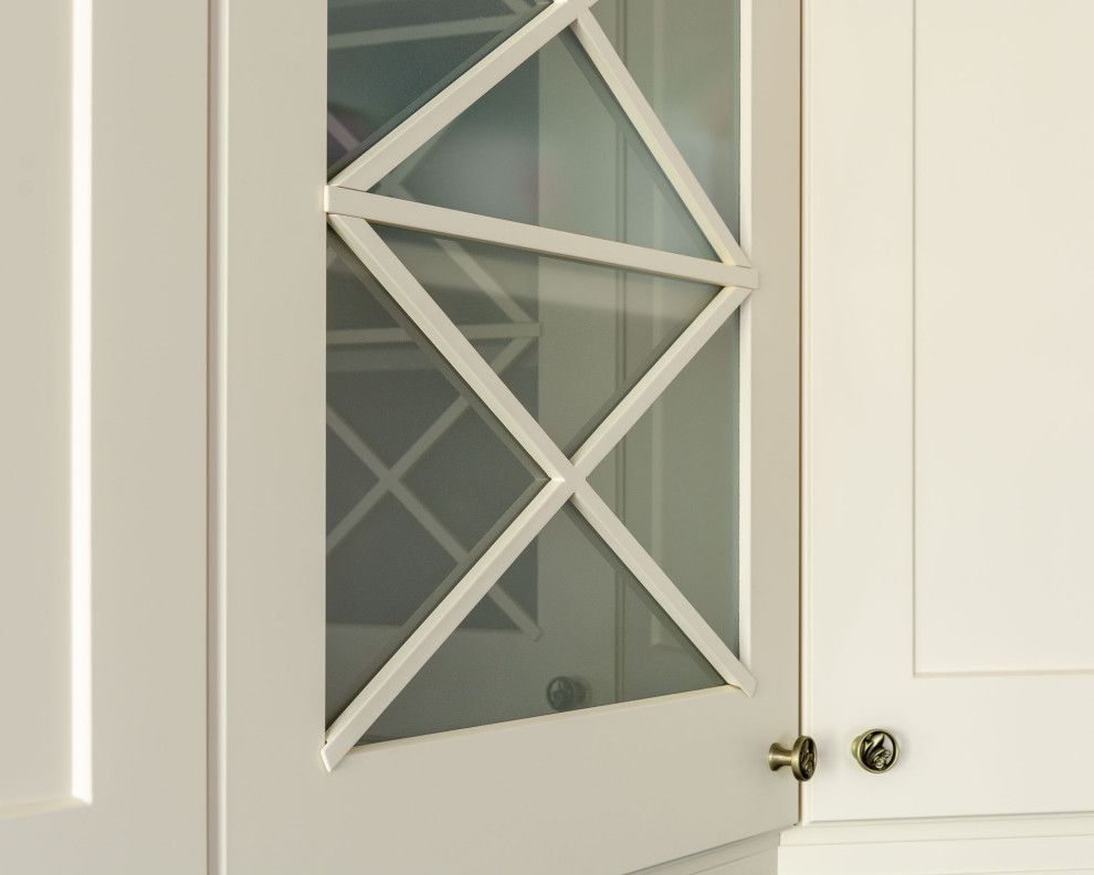 Контрастная кухня в Пензе