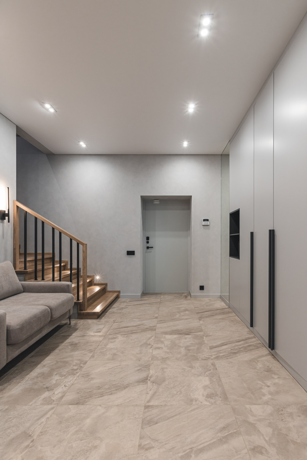 Реализованный интерьер частного дома площадью 300 кв.м.