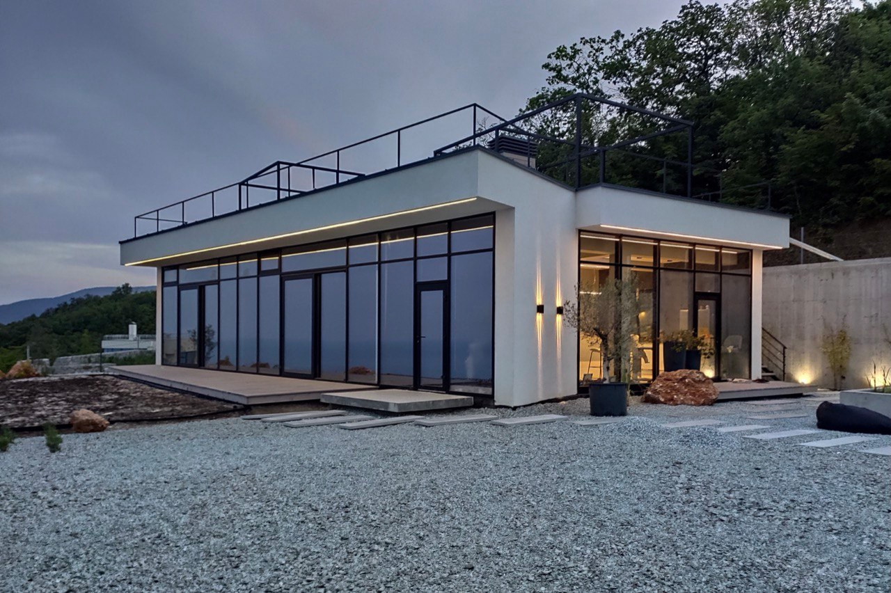 дом с видом на море