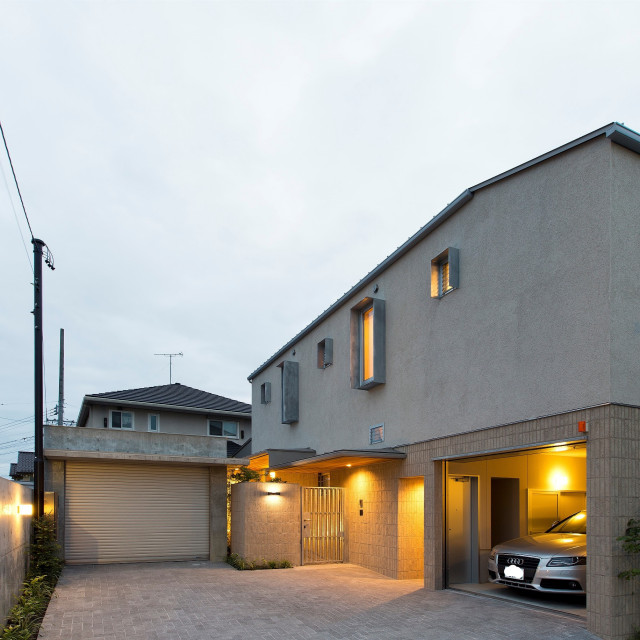 大谷町の家／コートハウス moderno-fachada