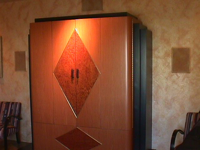 Juke Box Projection TV