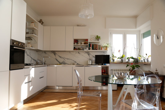 260 mq di luce e mare tra moderno e antiquariato clasico-cocina