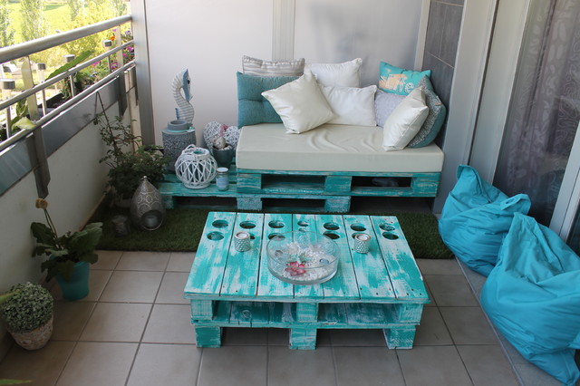 TERRAZA PALETS coastal-balcony