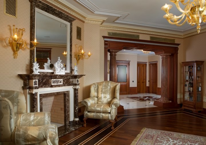 Интерьер классической квартиры. г Санкт-Петербург.