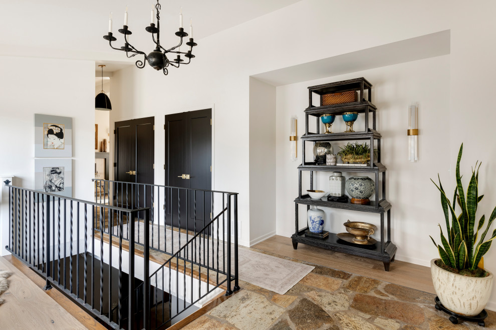 Example of a transitional entryway design in Minneapolis