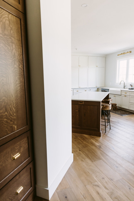 Sutton Kitchen transitional-kitchen