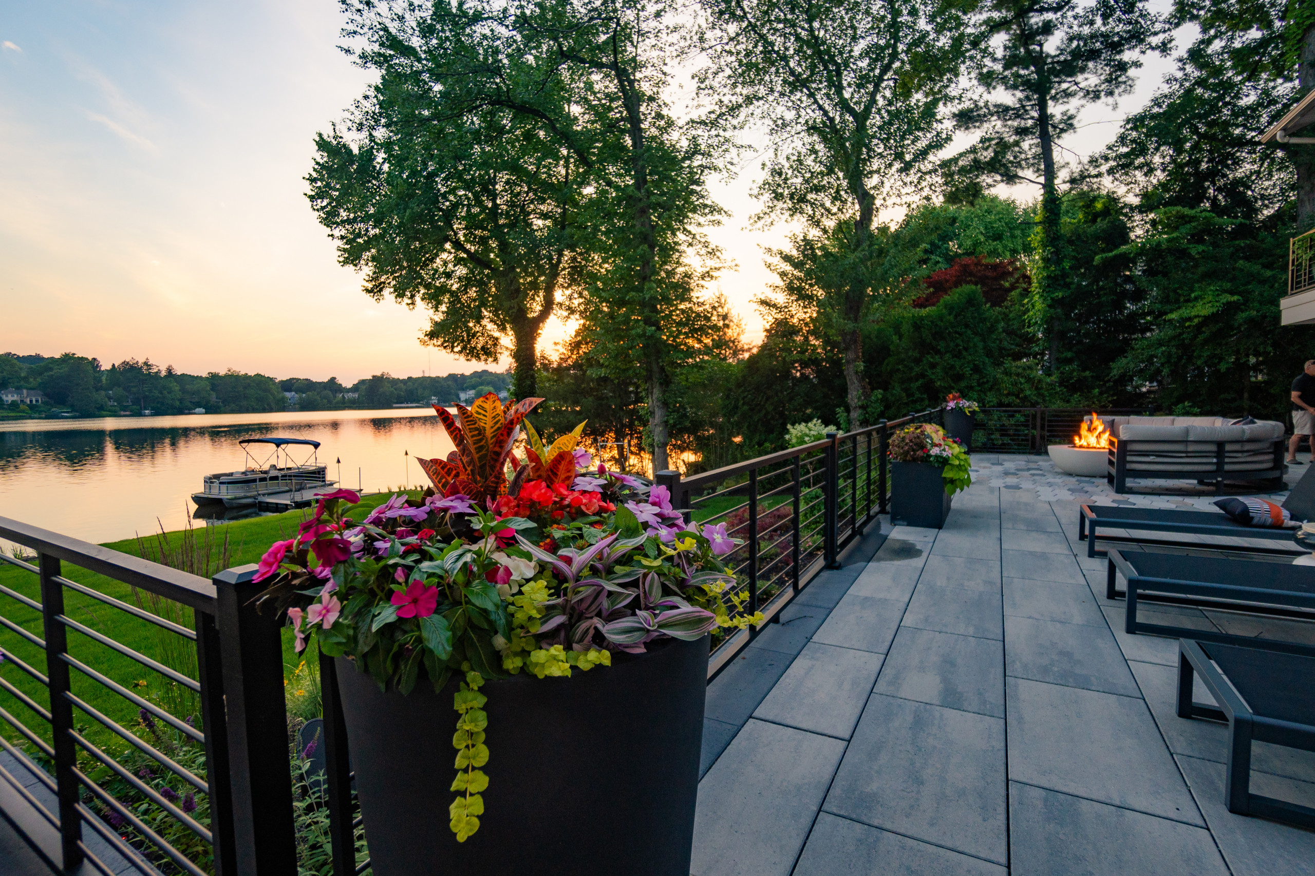 RAISED PATIO, OUTDOOR KITCHEN IN WAYNE NJ