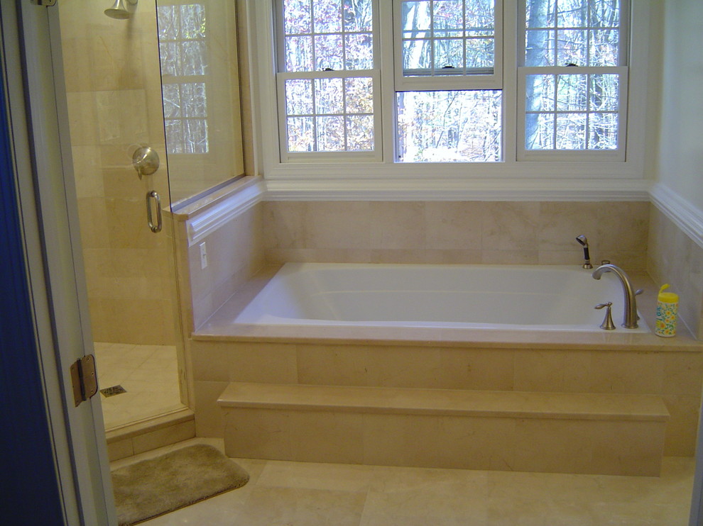 Example of a transitional bathroom design in DC Metro