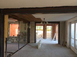 Stahlträger sichtbar lassen oder verkleiden?