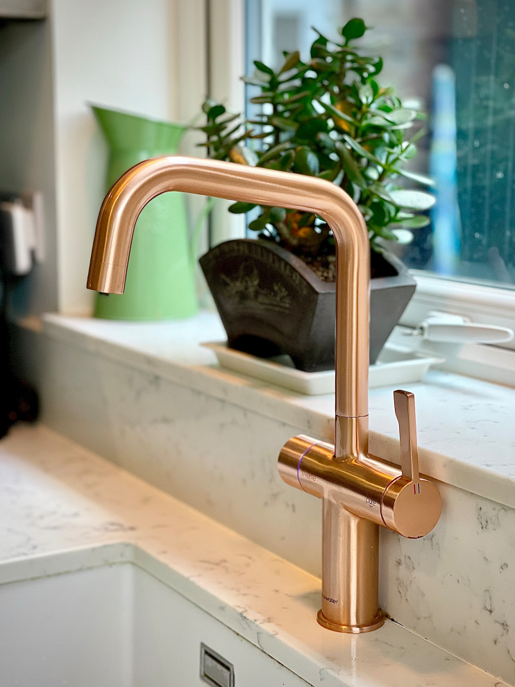 Kitchen design, London Modern Kitchen London by Karo and Co