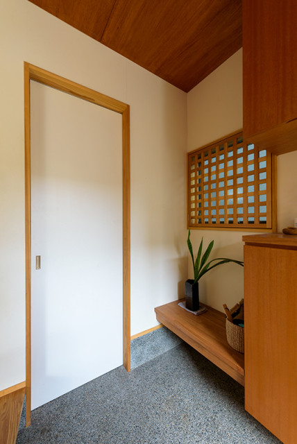 玄関 japanisch-modern-eingang