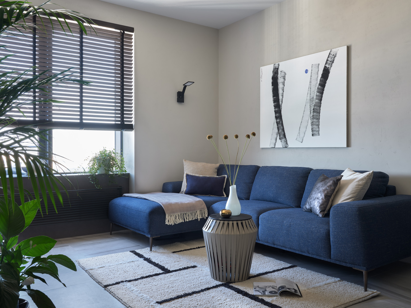 Аппартаменты на 35 этаже. Дизайнер Валерия Москалева. Публикация Elle Decoration