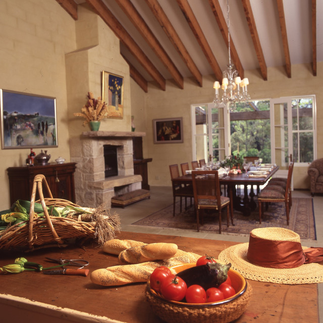 Dining & kitchen farmhouse-dining-room