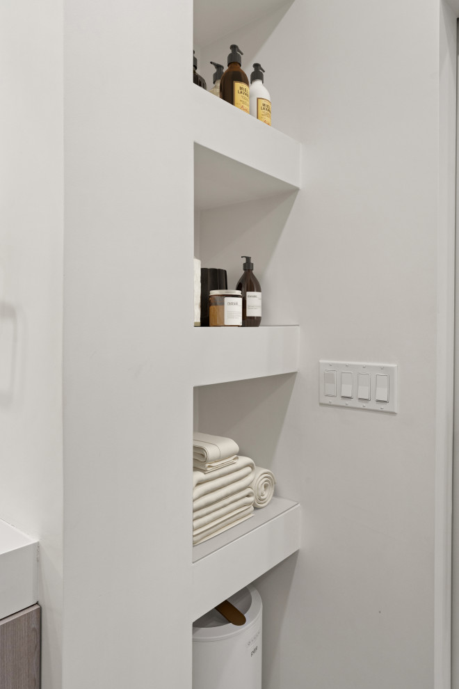 Commonwealth Ave - Master Bathroom