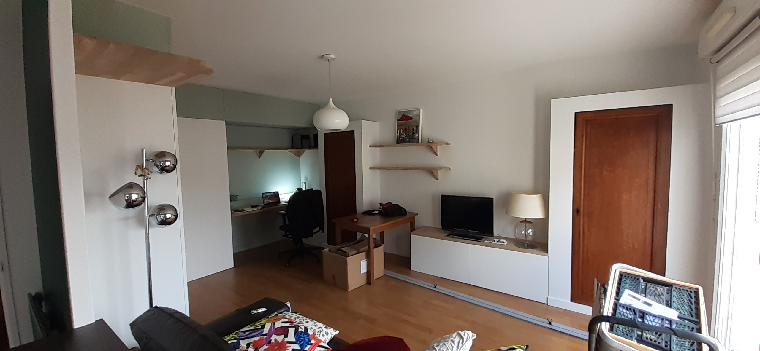 Rénovation avec beaucoup de rangements  pour un appartement en ville