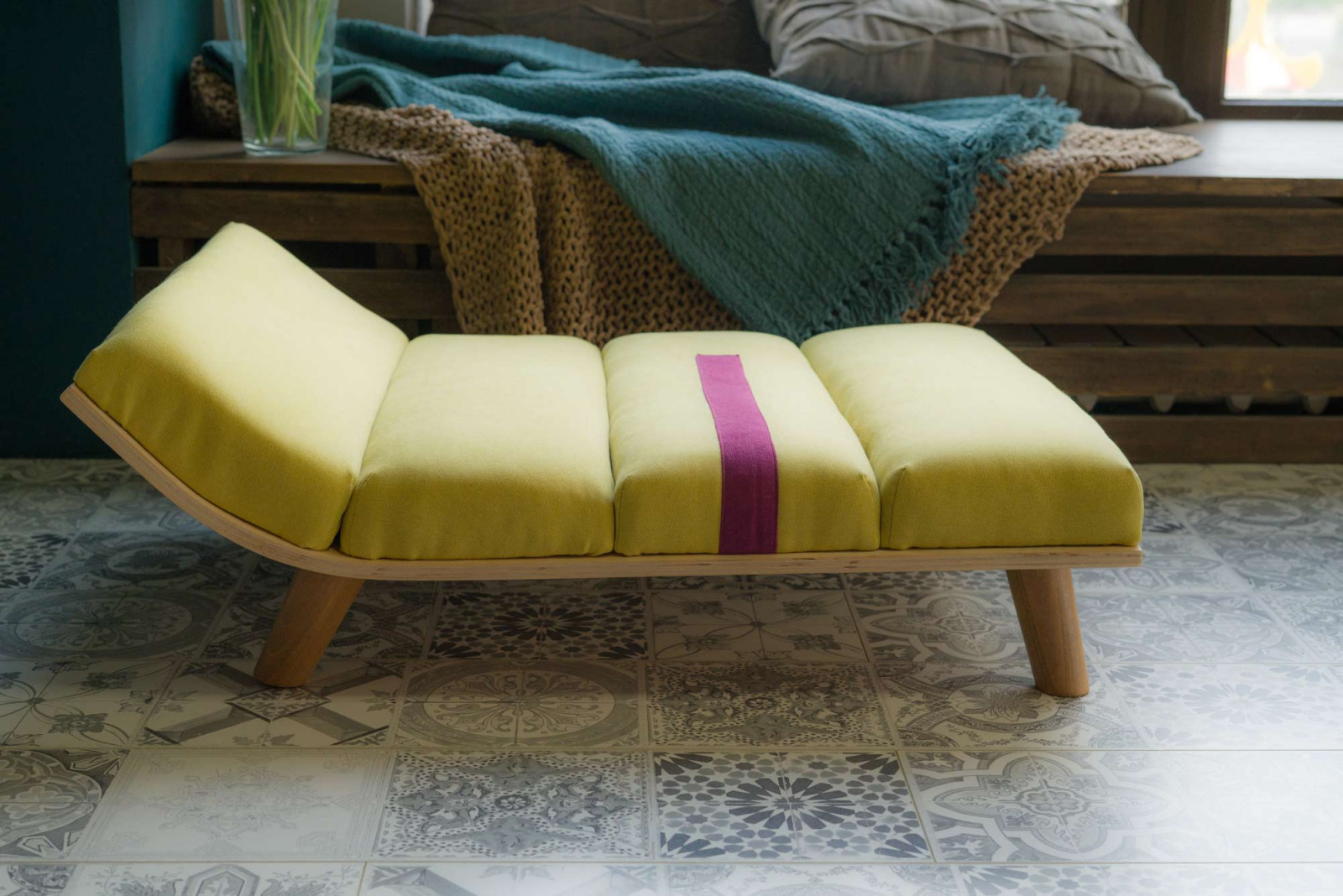 Мебель из массива для животных. Модель SONO-Y