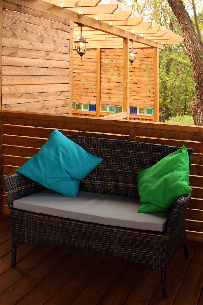 Сад у ручья