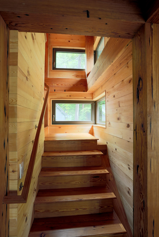 Mountain style staircase photo in Boston