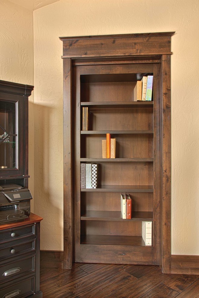 Home office - rustic home office idea in Seattle