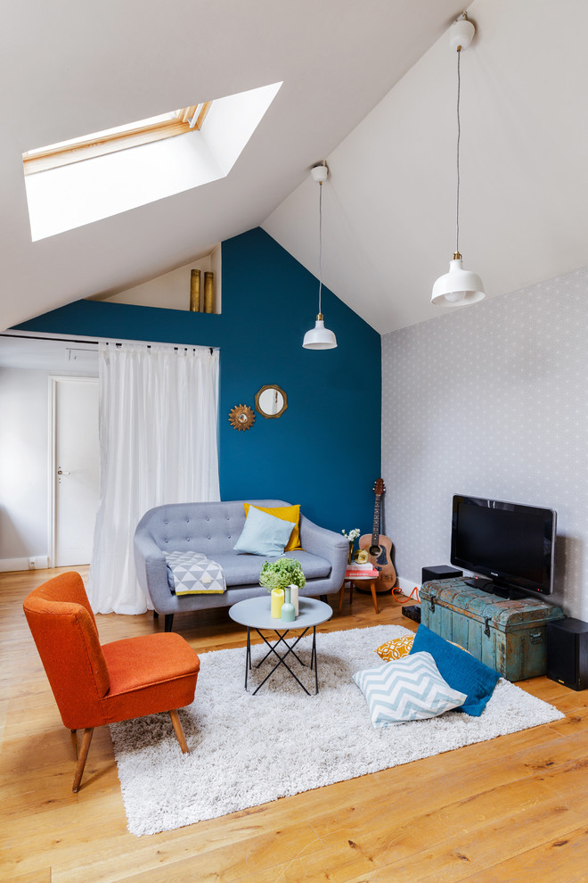 Photo of an eclectic home in Paris.