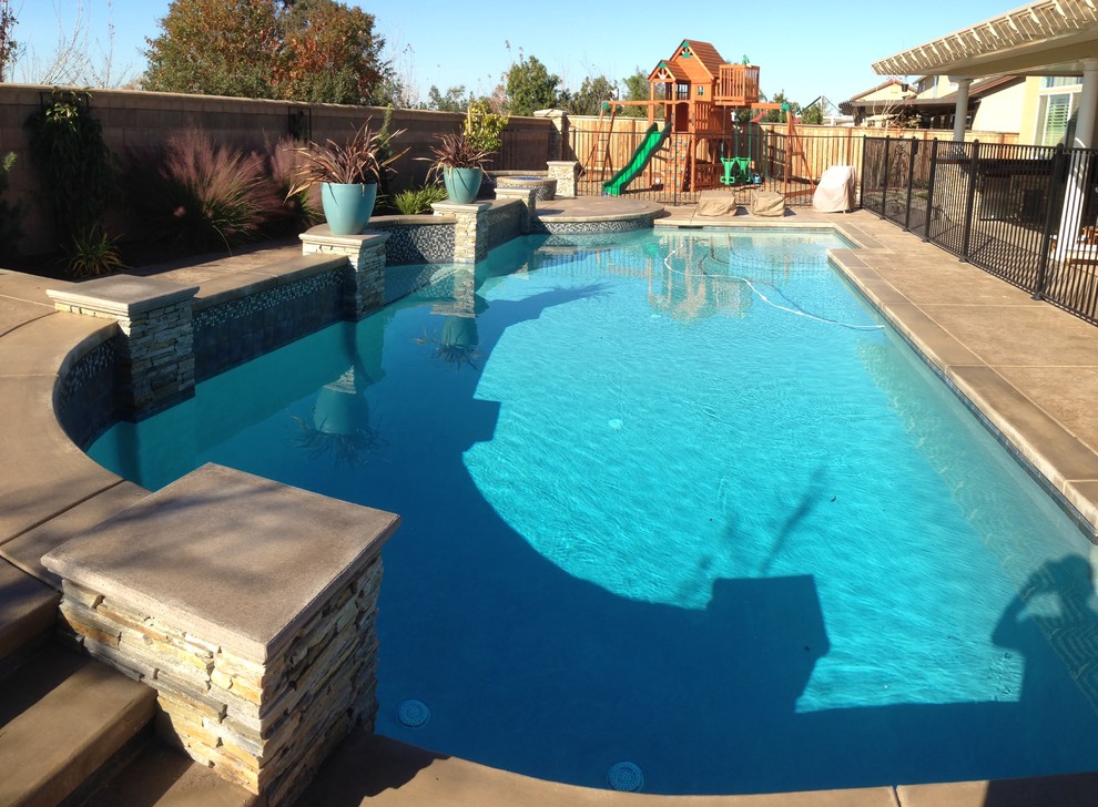 Modern Mediterranean, Roseville