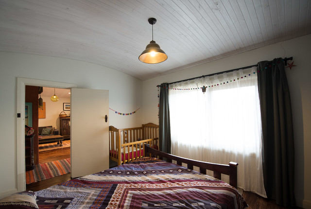 DIY curved ceiling eclectic-bedroom