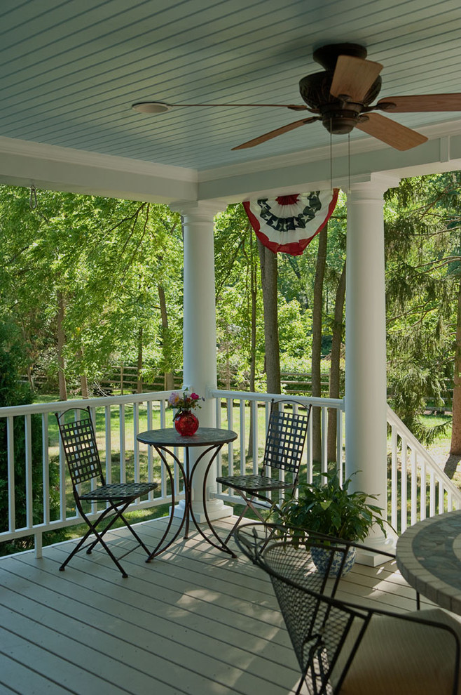 Design ideas for a traditional verandah in Cleveland.