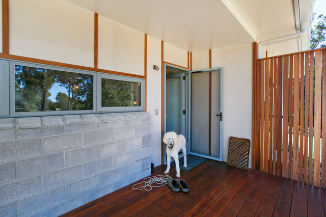 Cerise Brook contemporary-traedaeck