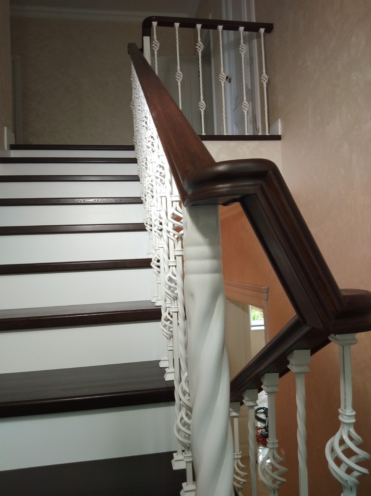 Лестница из лиственницы