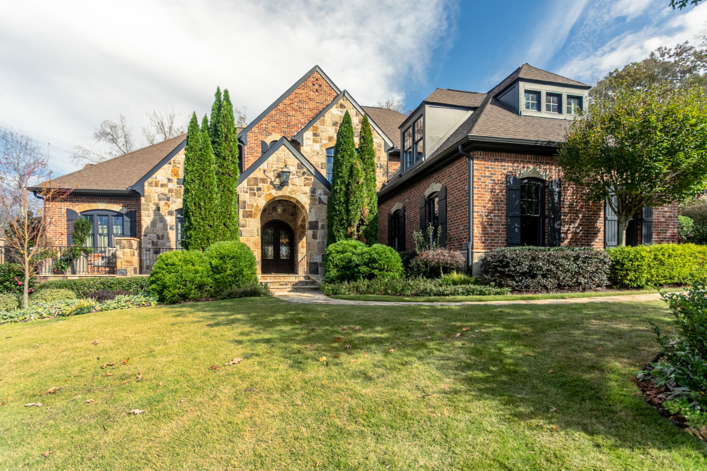 Sandy Springs Complete Home