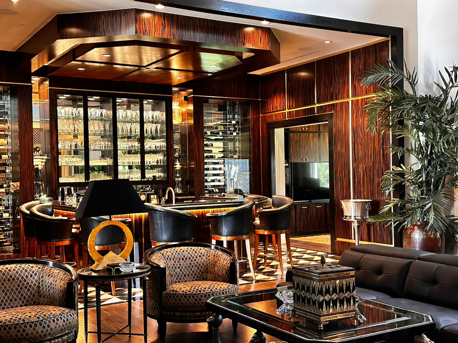 Sharif & Munir Custom Homes- Luxury Homes