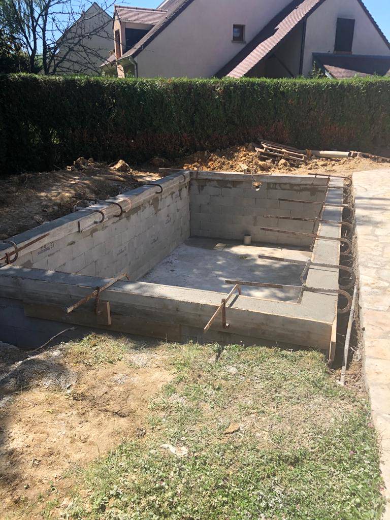 Construction piscine à Marolles en Brie