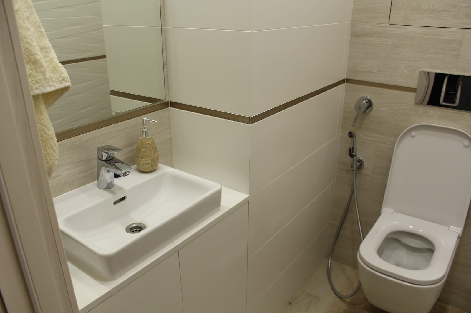 Современная квартира с аутентичными элементами.