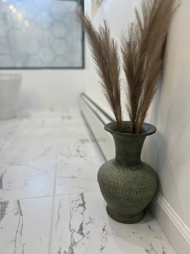 Valley Cottage, Bathroom