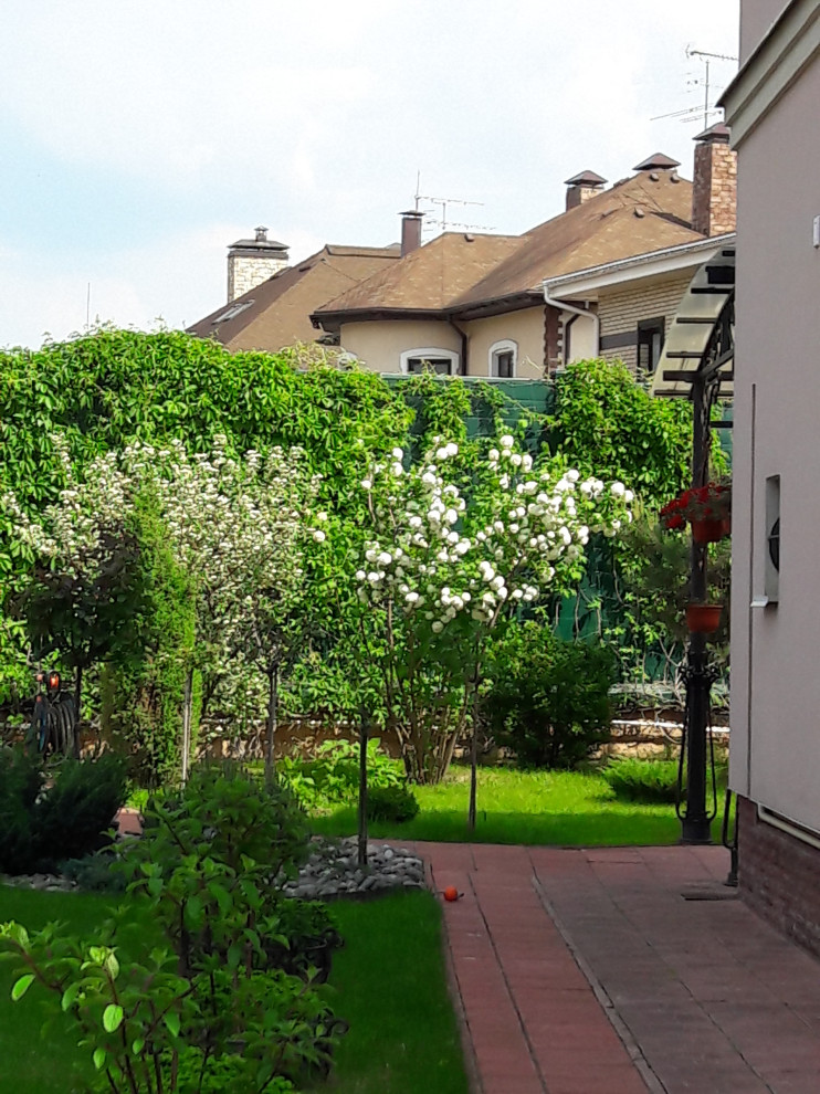 Французский садик в поселке Рыбаки Дмитровское шоссе