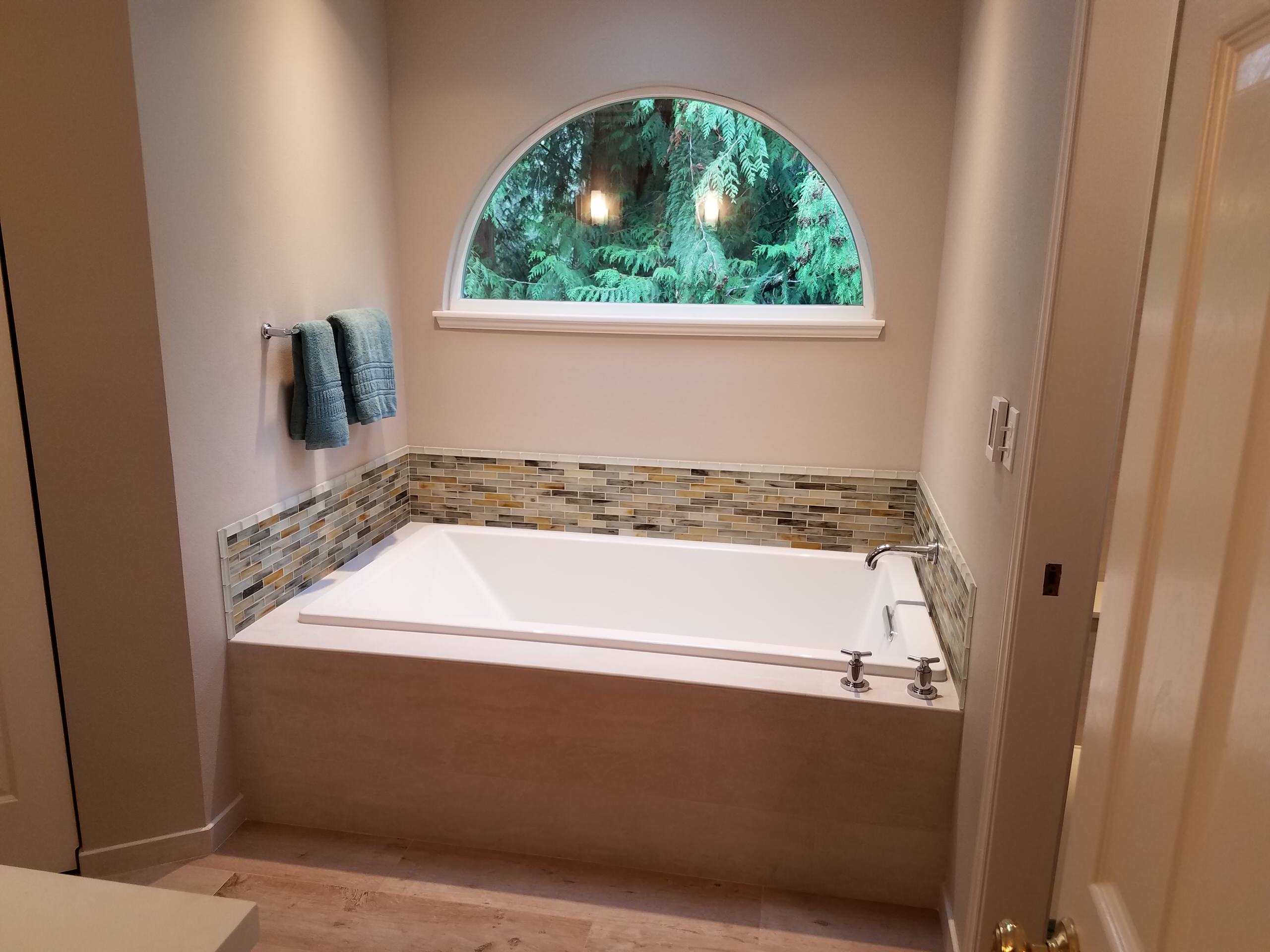 Everett- Master Bathroom Remodel